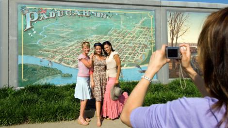 The Paducah Floodwall Murals make an ideal photo opportunity