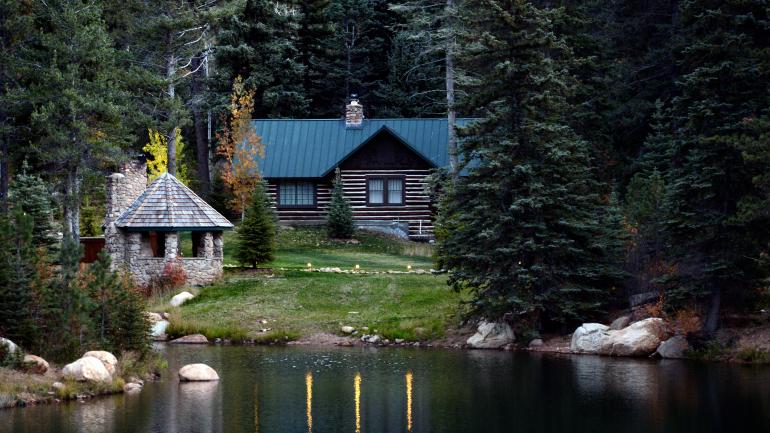 翡翠谷 The Ranch 牧场俯瞰湖泊的小木屋 翡翠谷 The Ranch 牧场俯瞰湖泊的小木屋