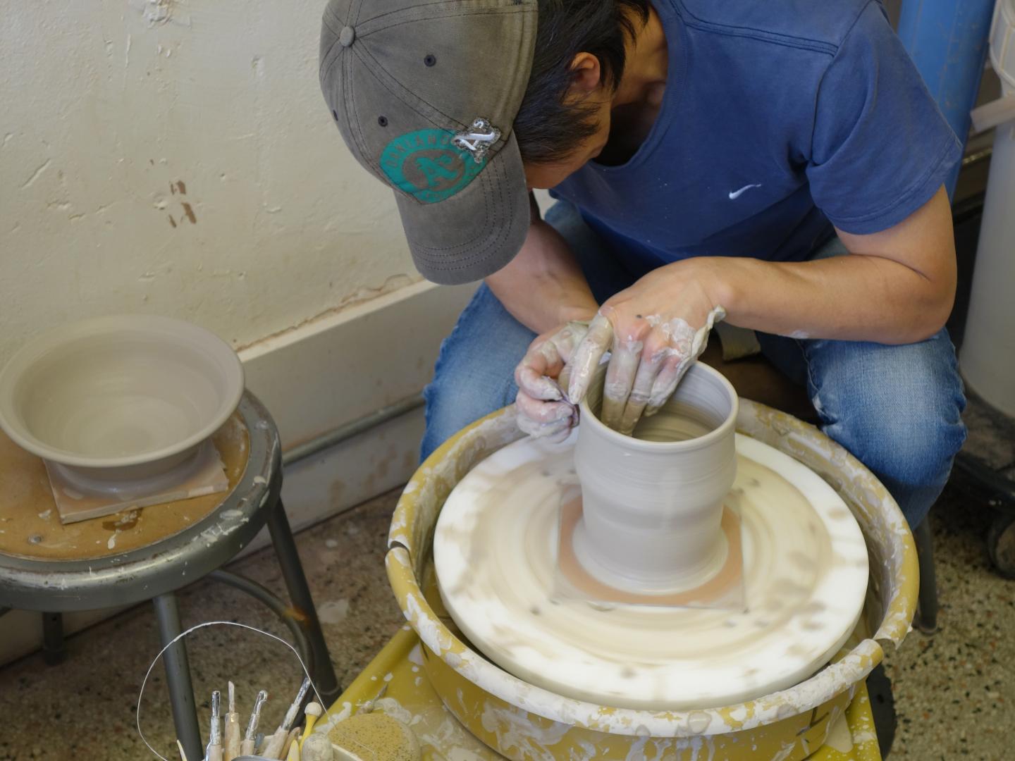 Viertägiges Festival, das an bis zu 100 Orten im ganzen County stattfindet und bei dem die Arbeiten Hunderter bildender und Bühnenkünstler aus der Region präsentiert werden