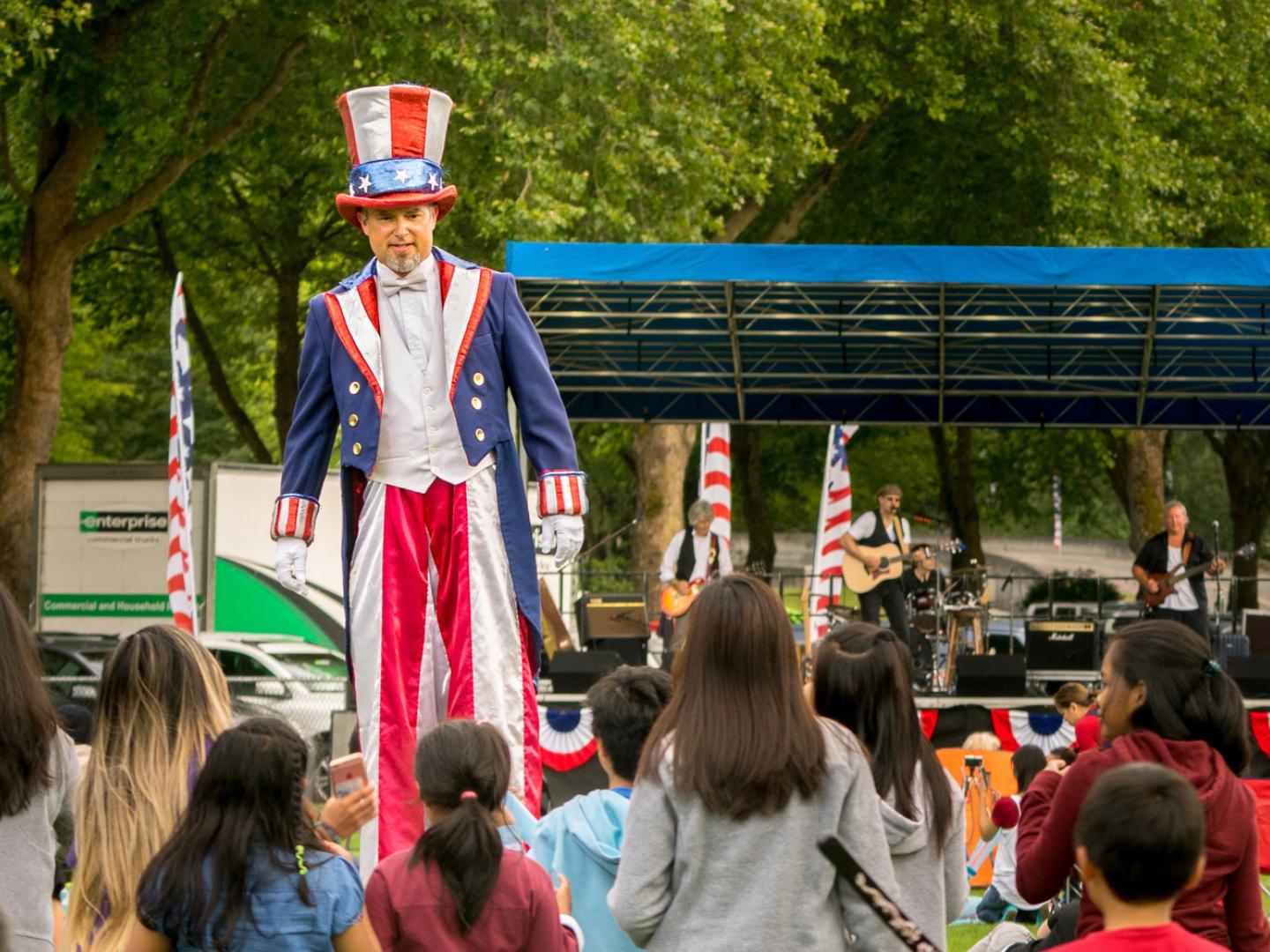 Auch Uncle Sam kommt am Unabhängigkeitstag ins Fort Dent.