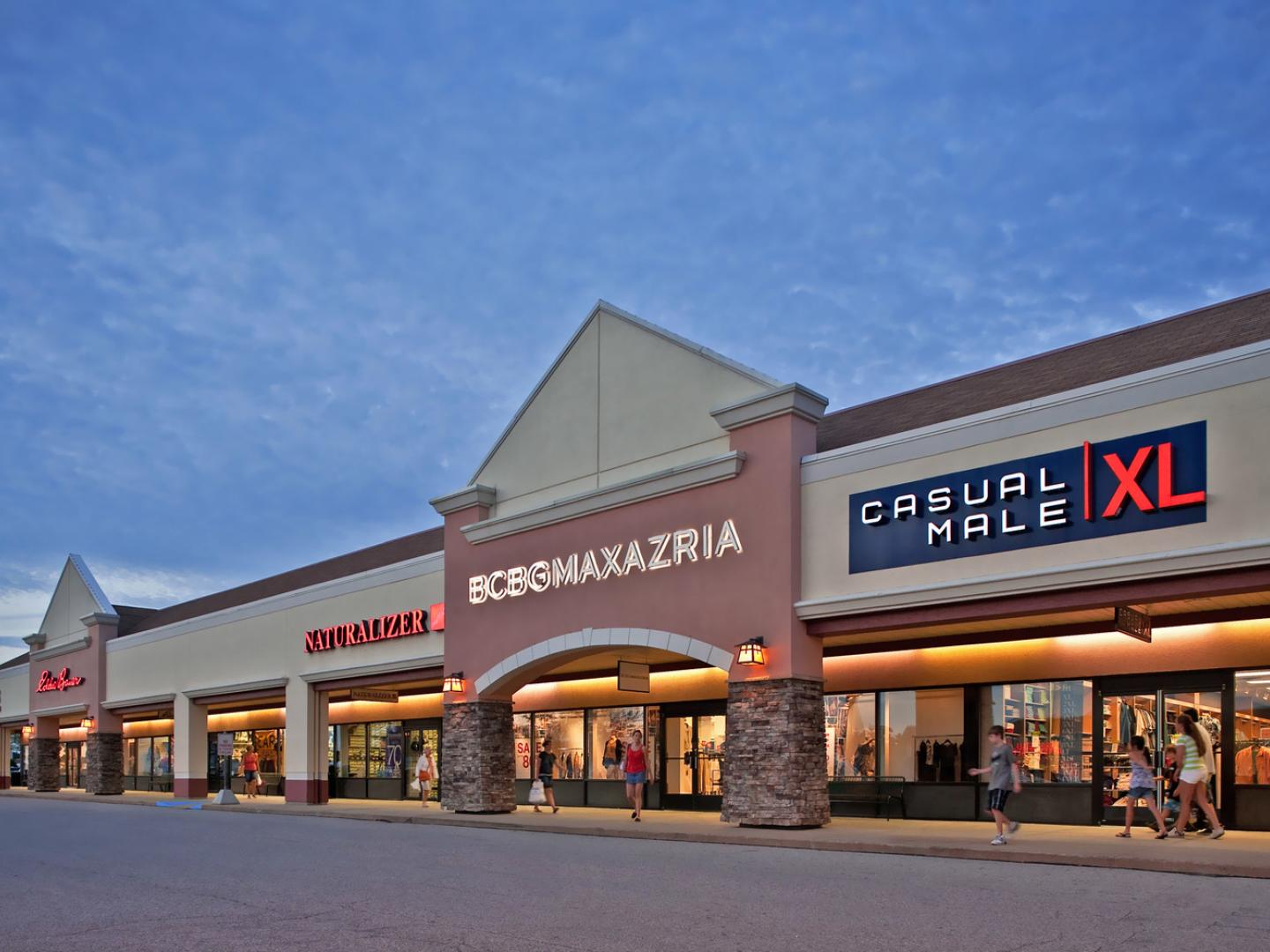 Exterior view of Birch Run Premium Outlets
