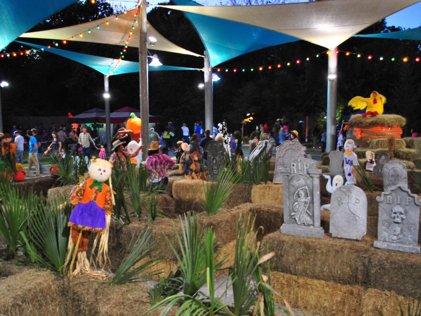 Una escena aterradora en el Alexandria Boo Zoo