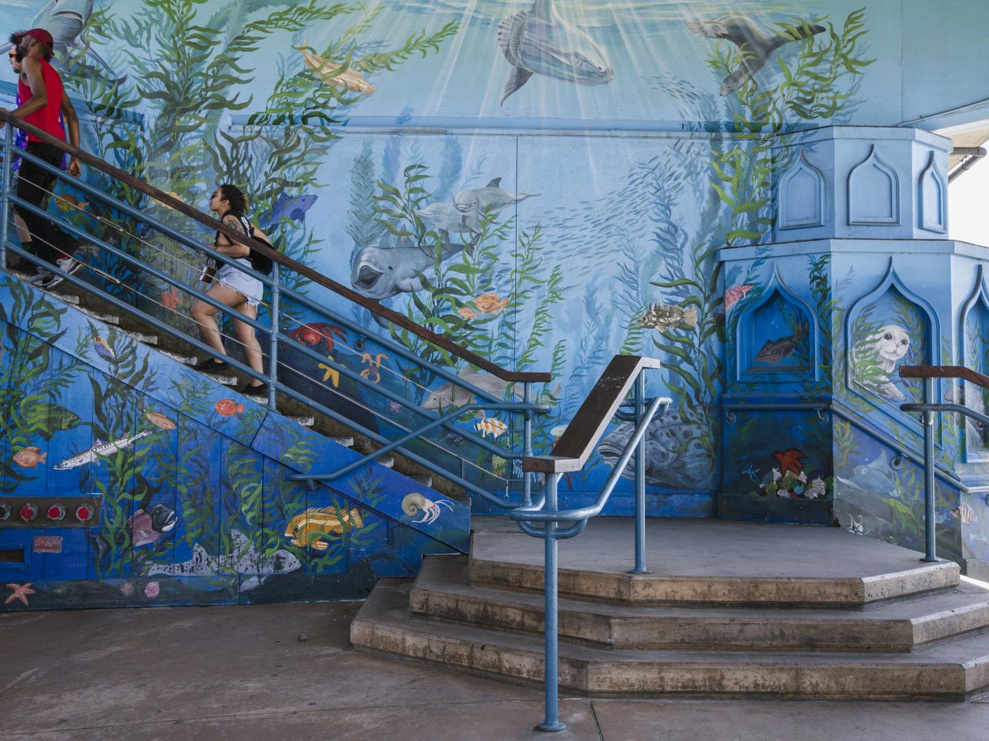 Mural art at the Heal the Bay Aquarium in Santa Monica, California