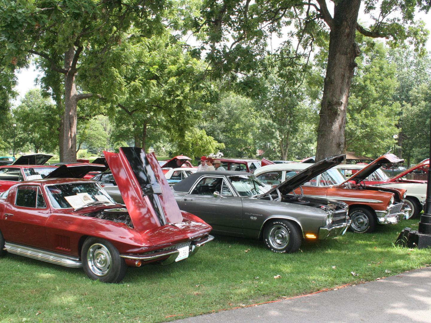 Cars at the Cruise Night and Car Show in Chillicothe, Missouri