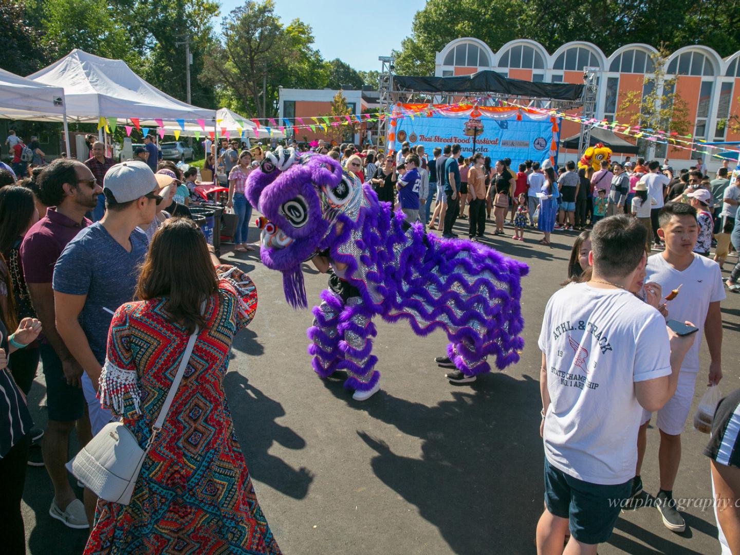 미네소타주 세인트 루이스 파크 왓 프롬와치라얀의 태국 스트릿 푸드 페스티벌