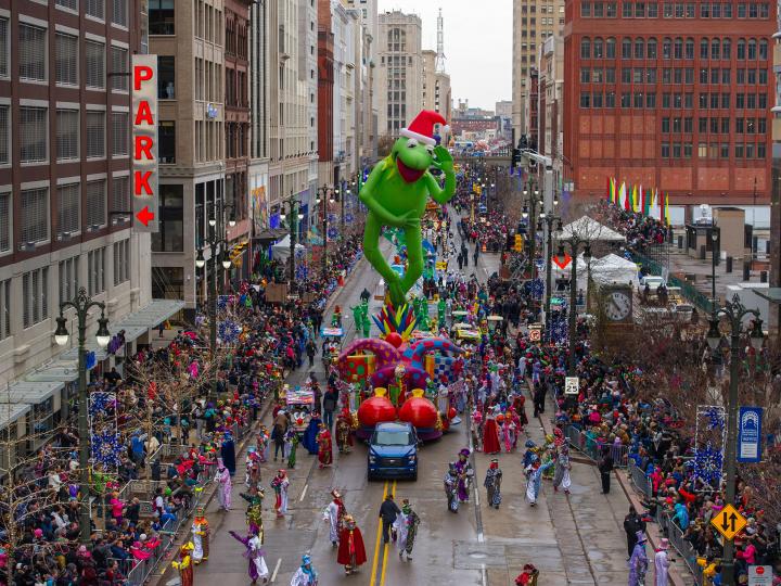 A festive day watching America’s Thanksgiving Parade in downtown Detroit 