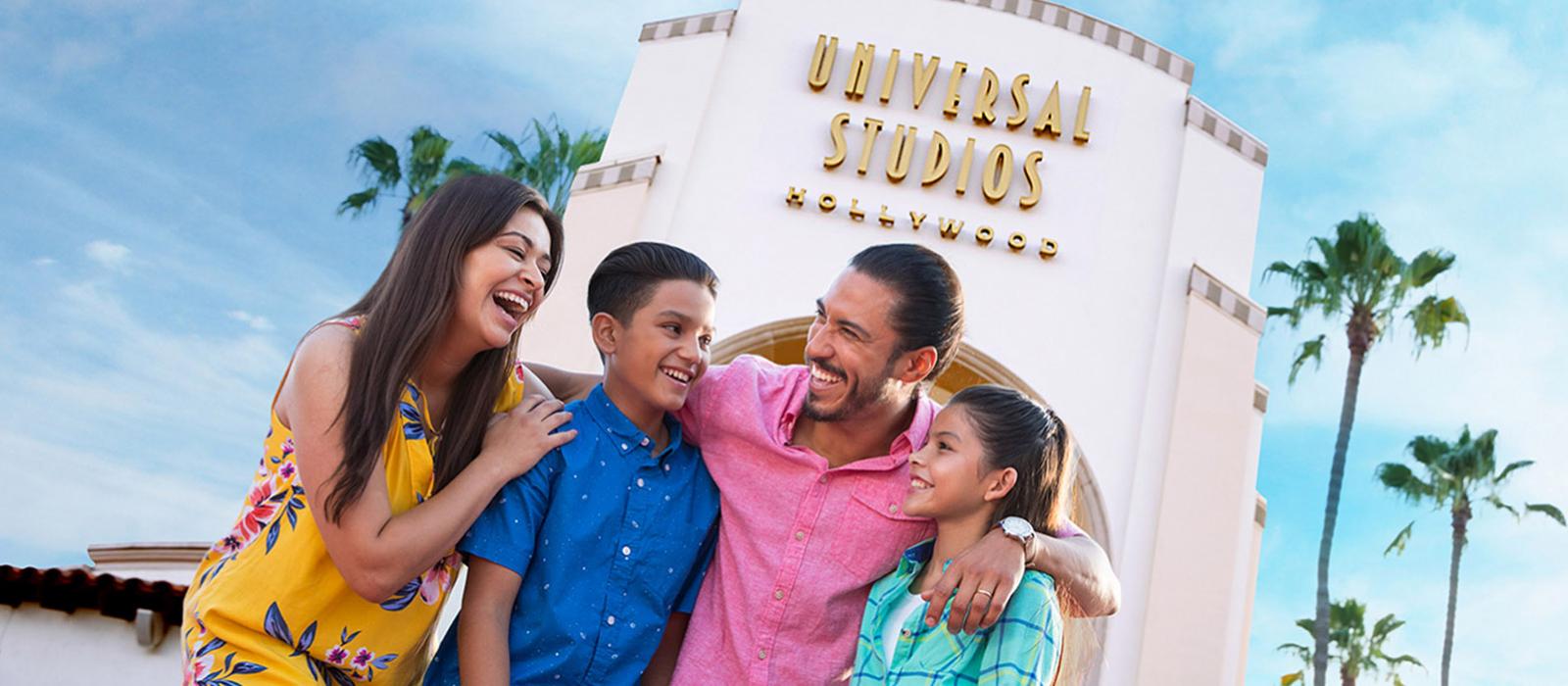 Family photos outside the Universal Studios Hollywood entrance