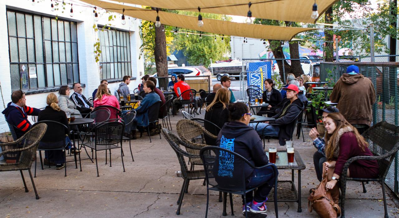 Cervecerías de Arizona en el recorrido cervecero de Flagstaff Ale