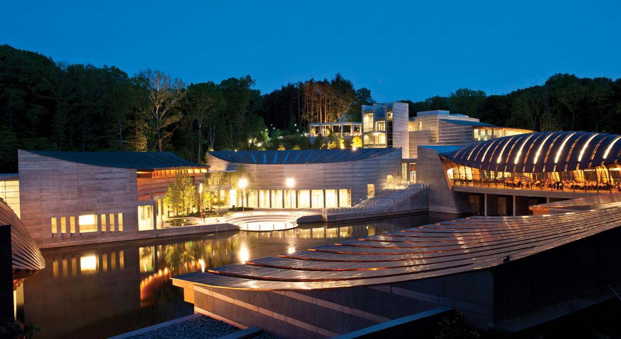 Crystal Bridges Museum of American Art, founded by Alice Walton in 2011, in Bentonville, Arkansas