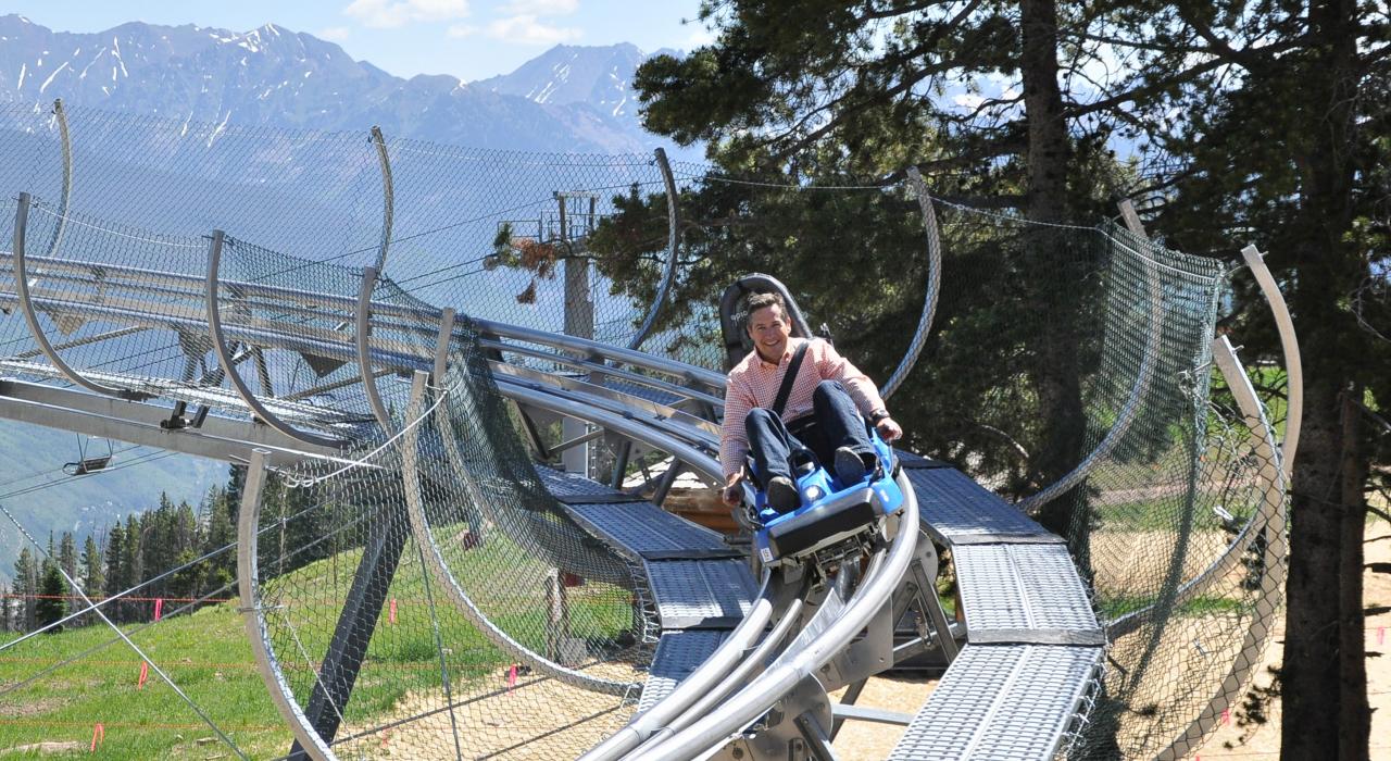 Die Bergachterbahn Forest Flyer am Vail Mountain in Colorado