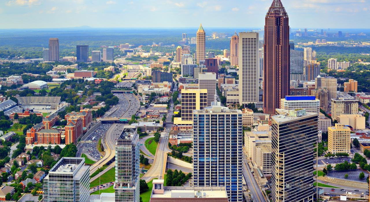 在空中俯瞰亚特兰大