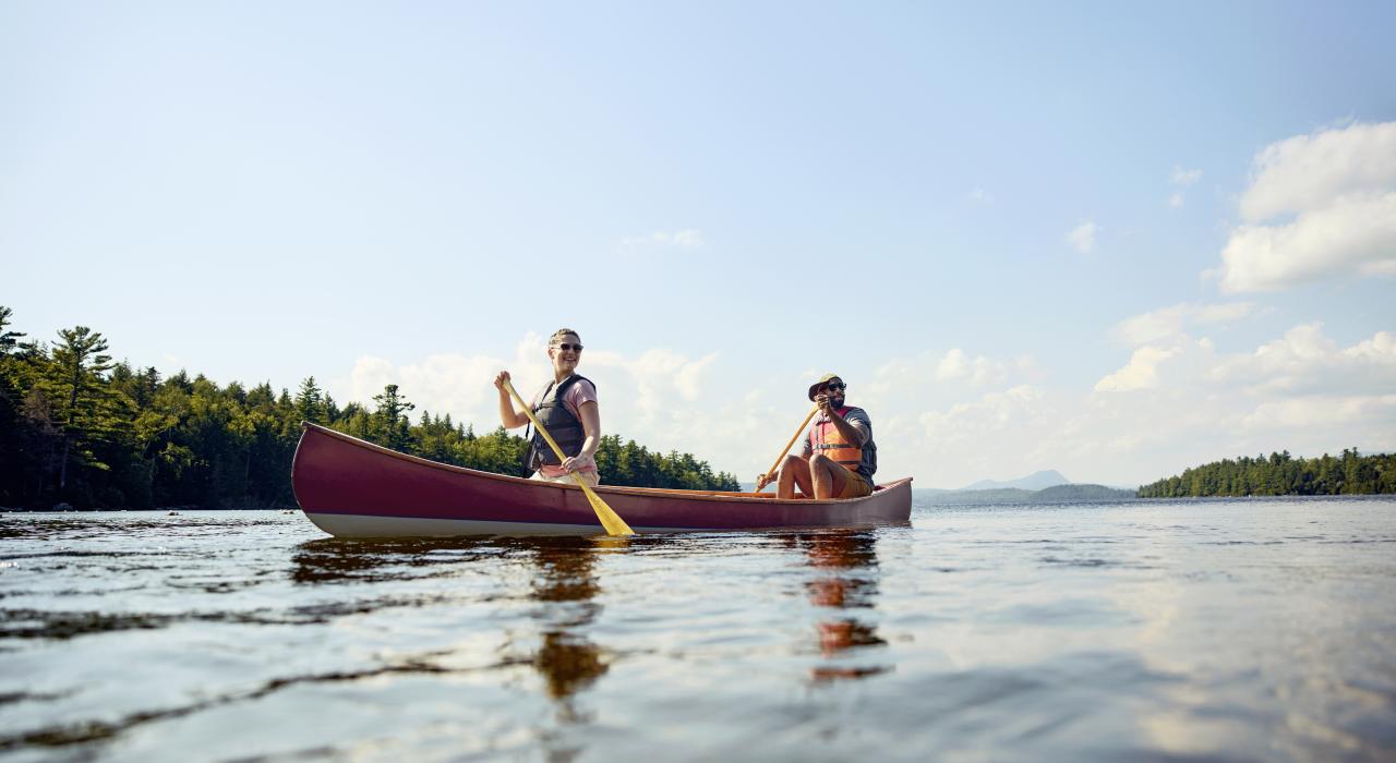 Kayakers taking in the stunning scenery in Peaks-Kenny State Park in Maine